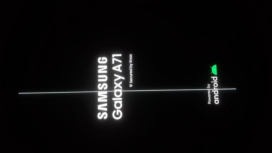 Correggi Linea verticale bianca SU Telefono Samsung Galaxy A71